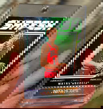 2024-25 NBA Hoops Matas Buzelis Sheesh #5 Holo Artist Proof #’d/25 Bulls Rookie