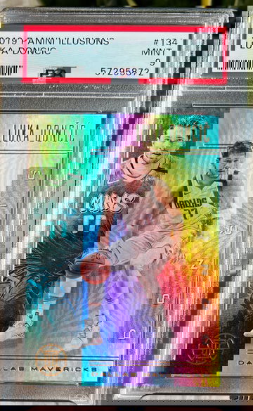 2019 Panini Illusions Luka Doncic Second Year Card #134 PSA 9 Mint Dallas Mavs! 