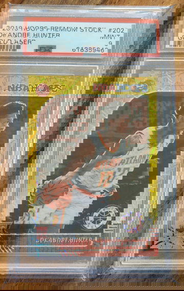 2019 Hoops Premium Stock DE'ANDRE HUNTER #202 RC Gold Laser /10 - PSA 9