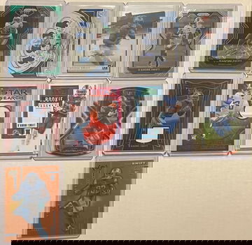 Chicago Bears 2020 D’Andre Swift 10 card rookie lot including 3 autos!