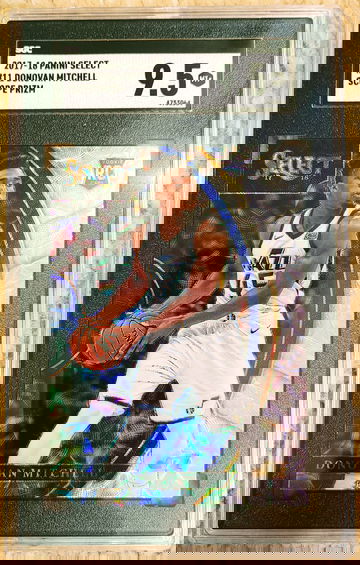 2017 Select Scope Donovan Mitchell Rookie SGC 9.5