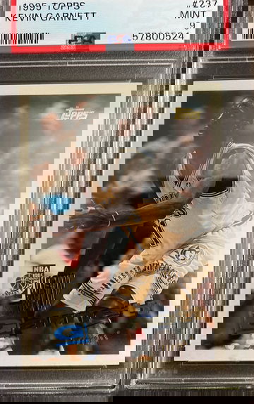 1995 Topps Kevin Garnett PSA 9 Mint