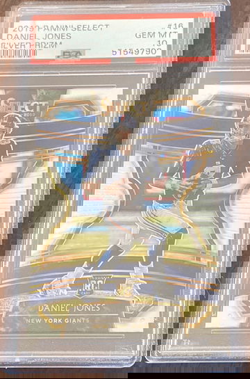 2019 Select Daniel Jones Silver Prizm PSA 10