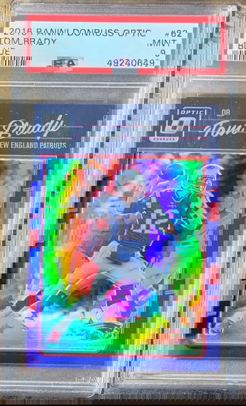 2016 Donruss Optic Tom Brady Blue Prizm Holo PSA 9 Mint