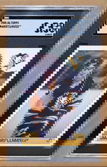 1985-86 Topps Mario Lemieux RC #9 - SGC 8.5 NM-MT+ Penguins HOF Rookie