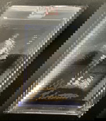 2020-21 One and one Oscar Robertson Timeless Moment Signature Auto Blue parallel /35, factory sealed