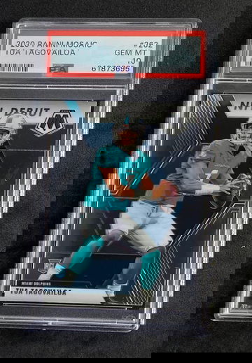 2020 Panini Mosaic 262 Tua Tagovailoa PSA 10 