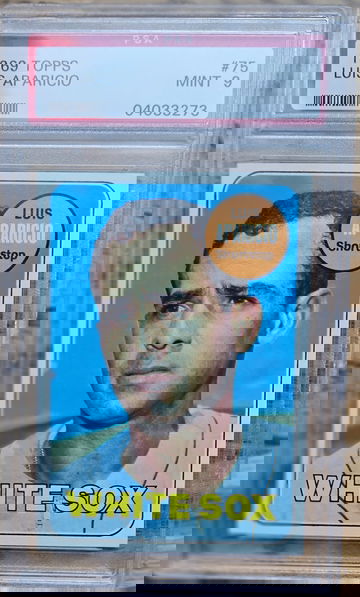 1969 Topps Luis Apraricio PSA 9