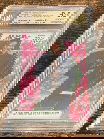 Giannis Antetokounmpo 2019-20 Mosaic Pink Camo #297 BGS 9.5