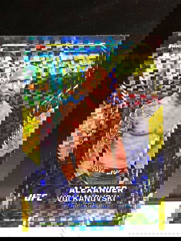 2025 Topps Finest UFC  Alexander Volkanovski  Finishers Checkerboard Refractor  SP 