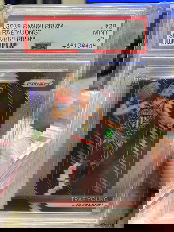 Trae Young 18-19 Prizm Silver Rookie 