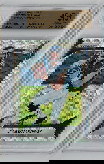 2016 Panini Prizm Prizms Blue Wave /149 Carson Wentz BGS 9.5