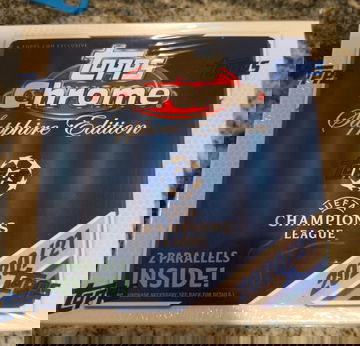 2020/21 Topps UEFA Champions League Chrome Sapphire Edition Box