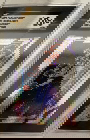 2021-22 PANINI PRIZM LEBRON JAMES WIDESCREEN #10 HYPER PRIZM SGC 10