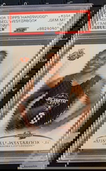 2008 Topps Hardwood Standing RC Russell Westbrook PSA 10