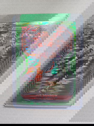 2020 Panini Prizm Joe Burrow Neon Green Prizm