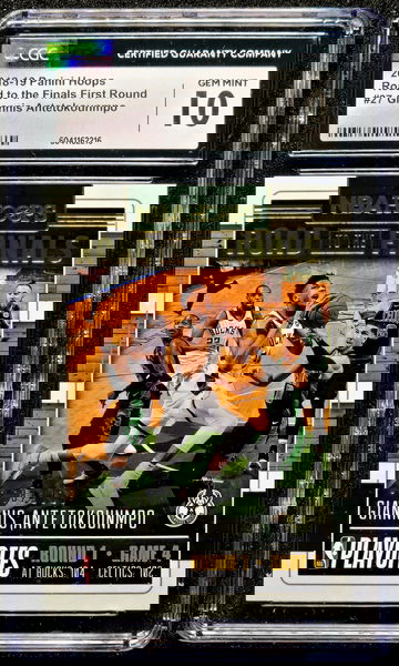 2018-19 Panini Hoops Giannis Antetokounmpo Road to the Finals #268/2018 CGC 10