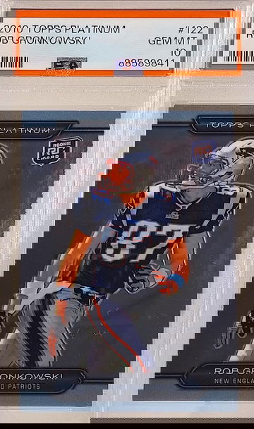 2010 Topps Platinum Rob Gronkowski #122 PSA 10