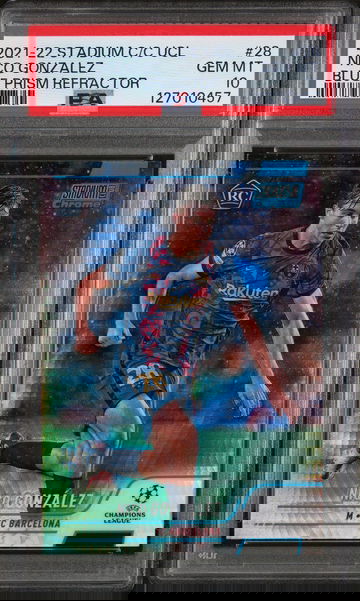 2021 Topps Stadium Club Chrome UEFA Champions League Blue Prism Refractor Nico Gonzalez #28 PSA 10