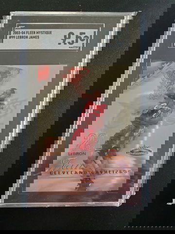 2003 Fleer Mystique LeBron James rookie SGC 9.5