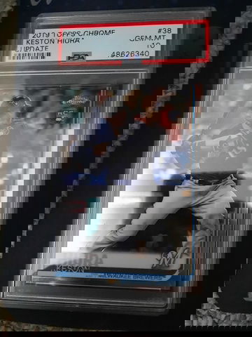 2019 Topps Chrome Update Keston Hiura PSA 10