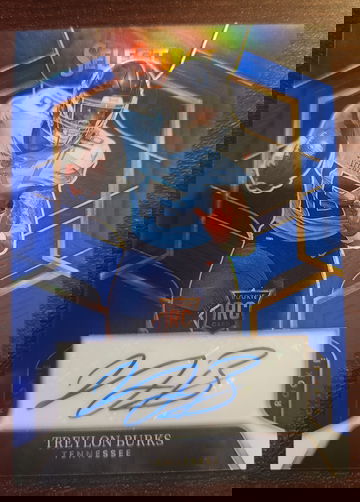 2022 Select Blue Prizm Auto Treylon Burks /75