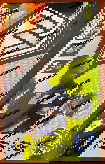 2021 Panini Mosaic Football Hobby Box (150 cards)