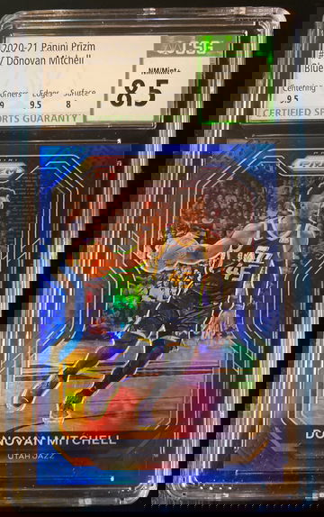 2020-21 Prizm Donovan Mitchell Blue NM/Mint+ 8.5