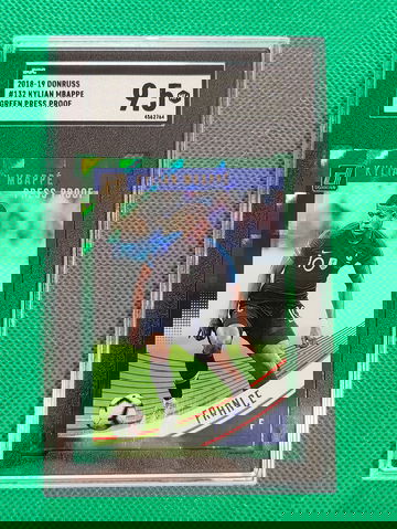 2018-19 Donruss Kylian Mbappe #132 Rookie PRESS PROOF GREEN SGC 9.5 MINT FRANCE