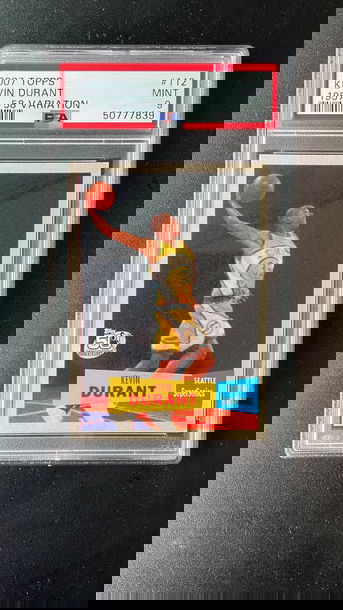 2007-08 Topps Variation Kevin Durant PSA 9