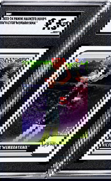 2023-24 Panini Haunted Hoops #108 Victor Wembanyama SGC 9.5