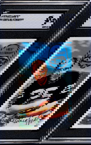 1970 Kellogg's #50 Fred Biletnikoff Oakland Raiders SGC 9 Mint