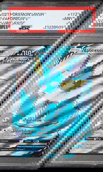 2021 Pokémon Sword & Shield Evolving Skies Full Art Vaporeon #172/203 V PSA 9