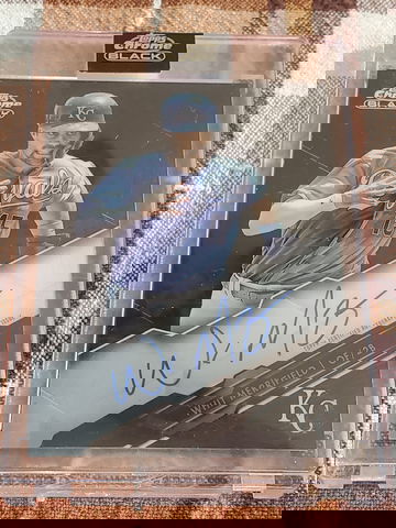 2020 Topps Chrome Black Whit Merrifield Auto