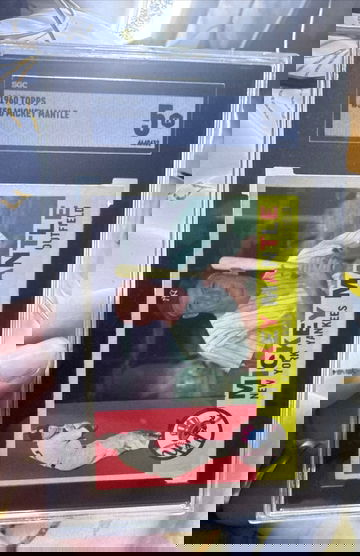 1960 Topps Mickey mantle #350 sgc 5 