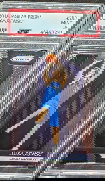 2018-19 Prizm Luka Doncic #280 PSA 9