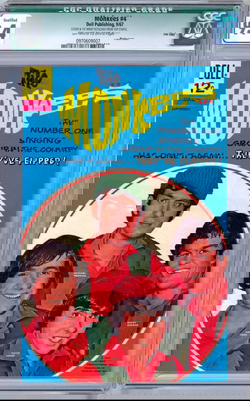 THE MONKEES #4 CGC 9.4 CULT 1960S TV SERIES CAST PHOTO CVR *DELL FILE COPY* 1967