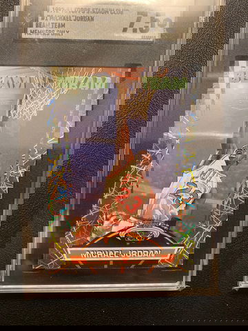 1992-93 Stadium Club Members Only Beam Team Michael Jordan SGC 7.5