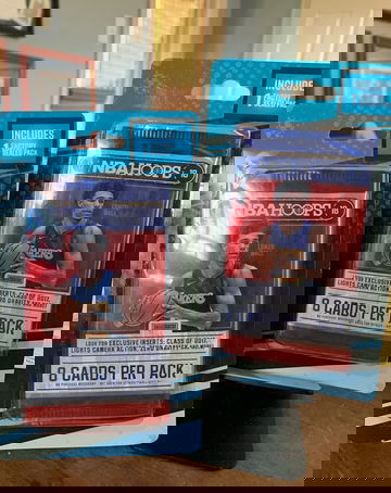 (2) factory sealed packs 2017-18 NBA Hoops 