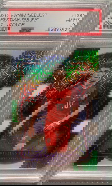 2017 Panini Select Christian Pulisic #124 Multi - Color PSA 