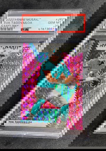 2020 Panini Mosaic 262 Tua Tagovailoa Camo Pink PSA 10