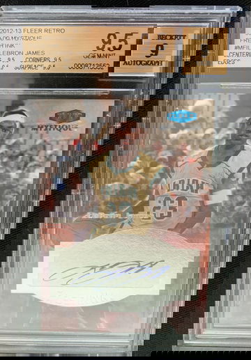 2012 Fleer Retro LeBron James auto