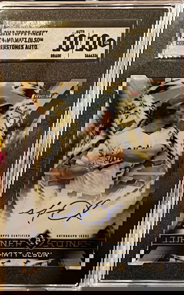 2018 Topps Finest Matt Olson Cornerstones Auto SGC 10 / 10