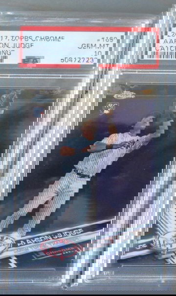 Aaron Judge 2017 Topps Chrome Catching #189 RC PSA 10