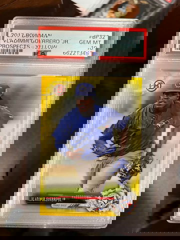 2017 Bowman Vladimir Guerrero Jr Yellow PSA 10