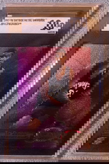 1997 Metal Universe Tim Duncan 