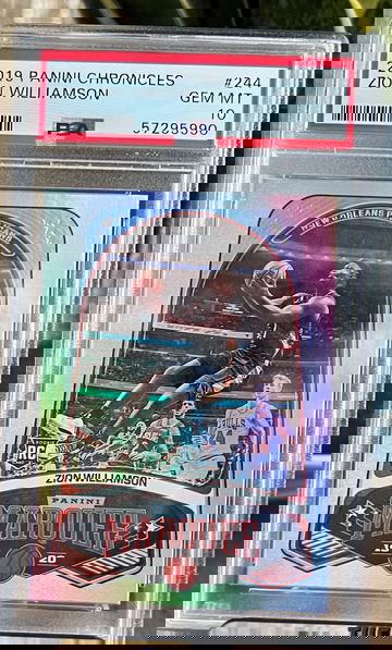 2019-20 Panini Chronicles Basketball Zion Williamson RC #244 PSA 10 GEM MINT ROY