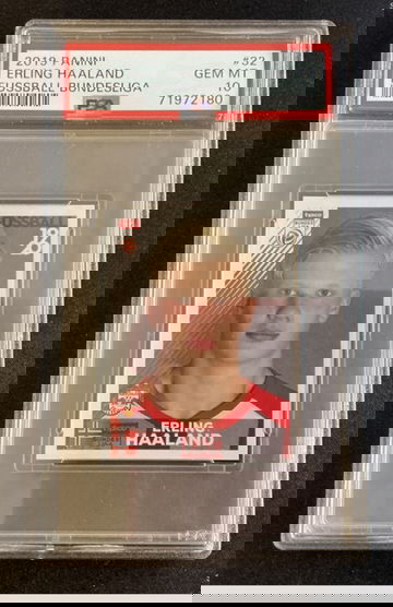 Erling Haaland Fussball First Edition PSA 10