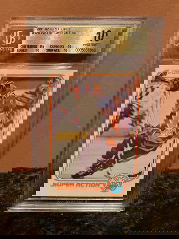 1981-82 O-PEE-CHEE OPC Wayne Gretzky #125 SA BGS 10 Pristine (Pop of 5) *RARE*