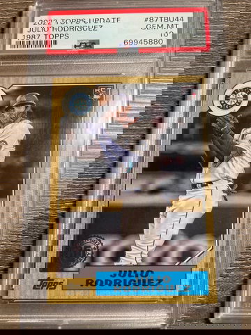 2022 Topps Update Julio Rodriguez 1987 Rookie RC #87BTU-44 PSA 10 Mariners